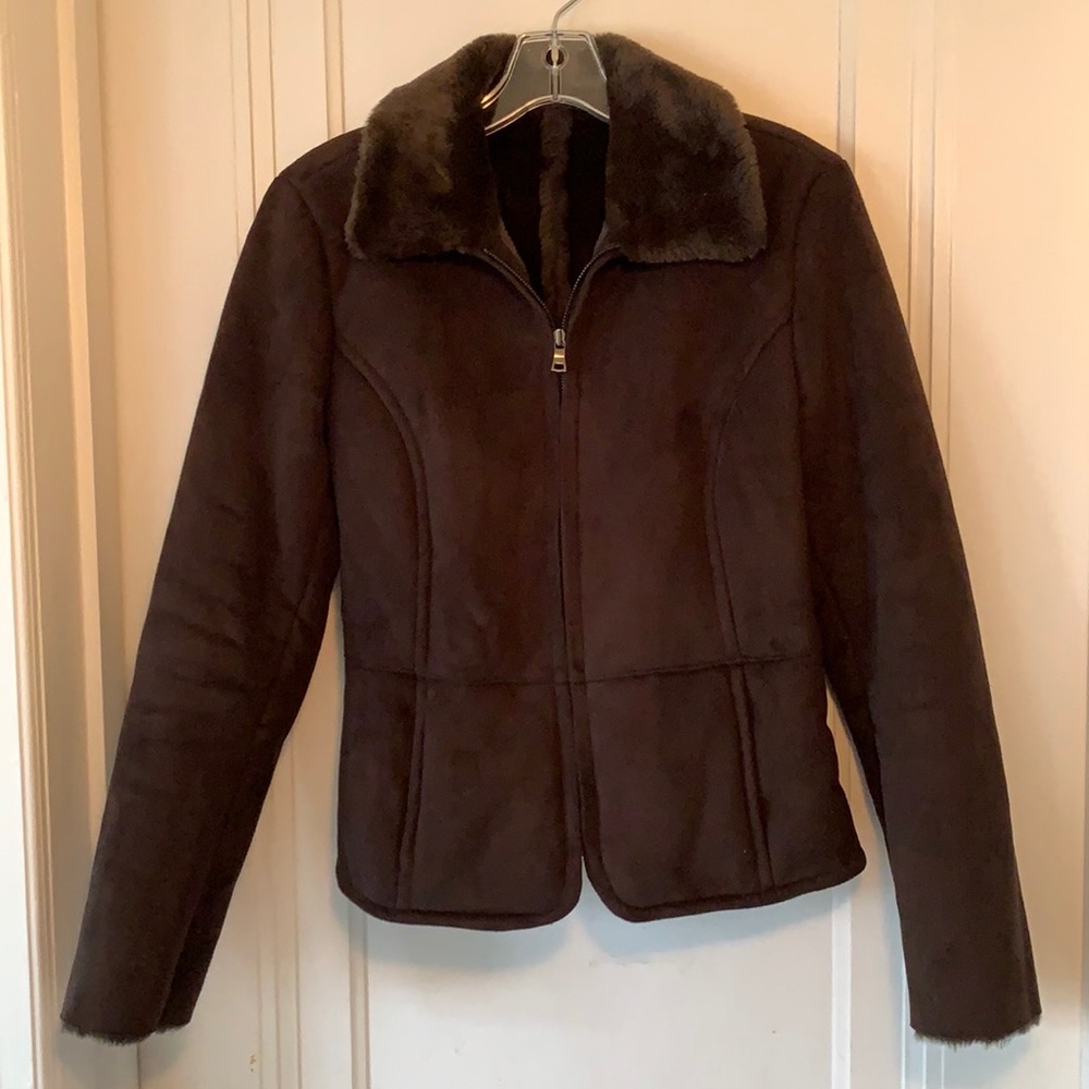 Brown Suede coat. SZ XS